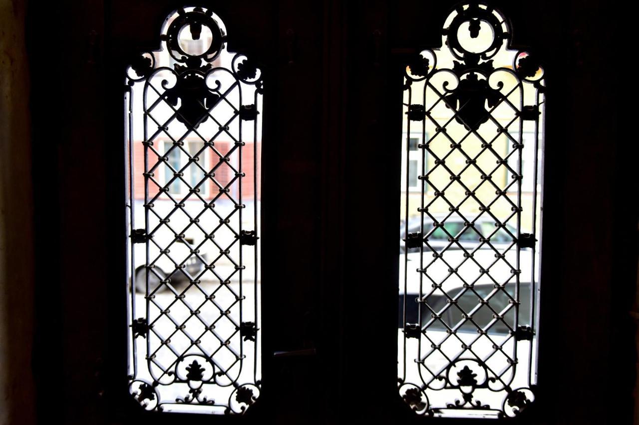 Flh - A&M Central Studio Lejlighed Sibiu Eksteriør billede